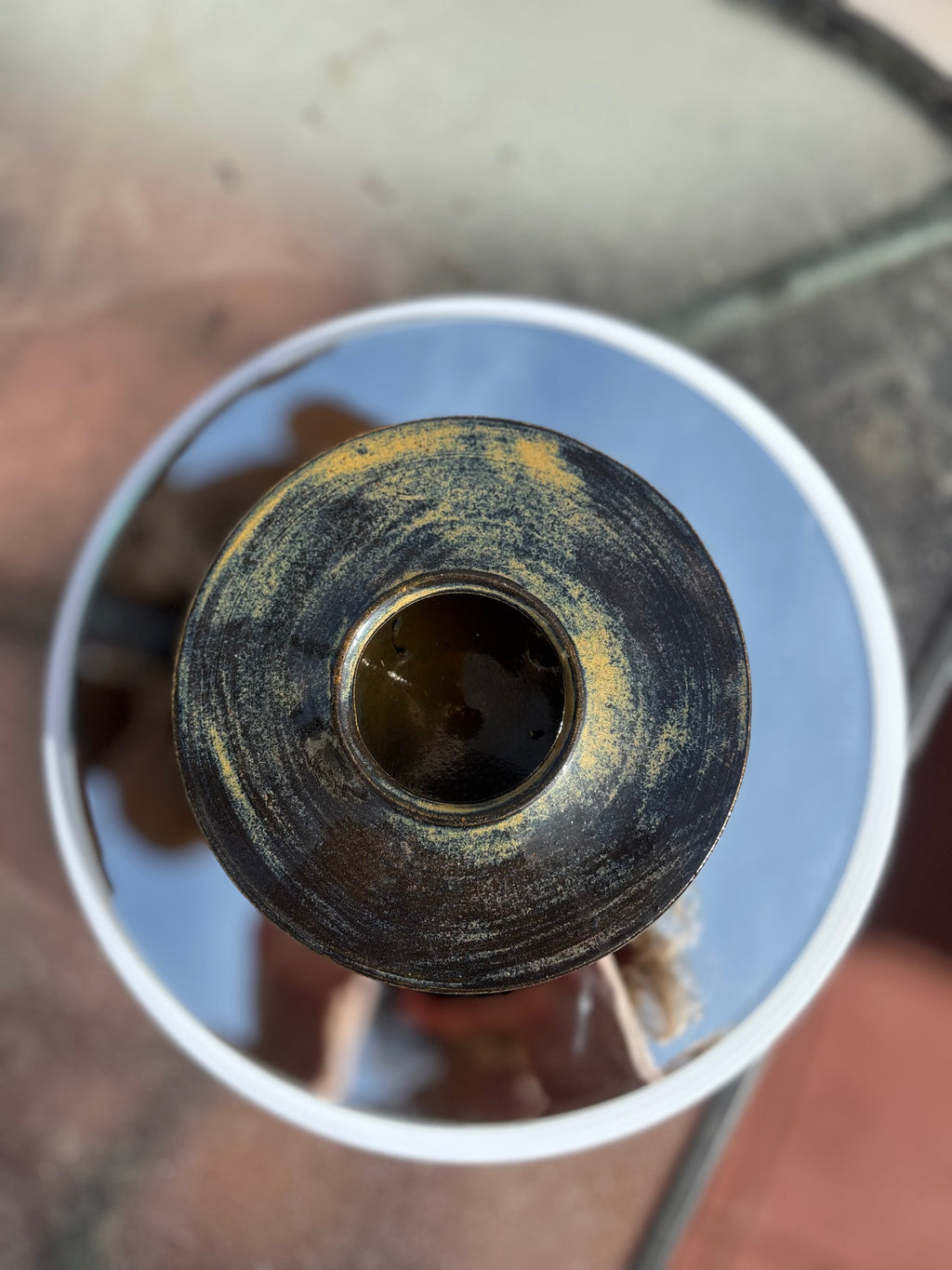 Angular Pin frog Vase