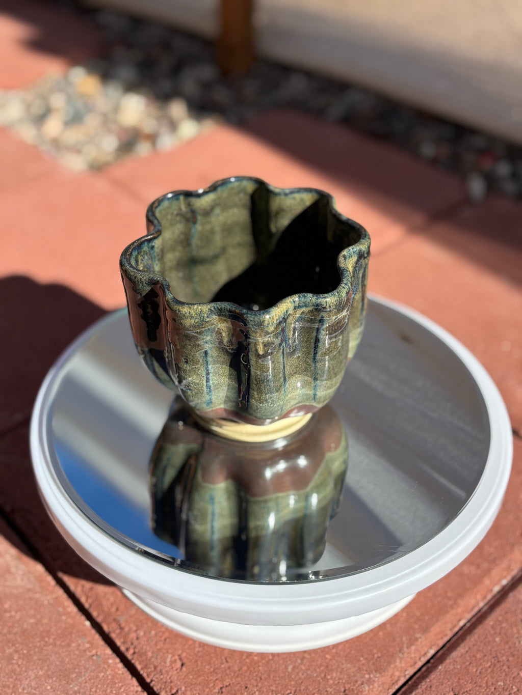 Wavy Vessel