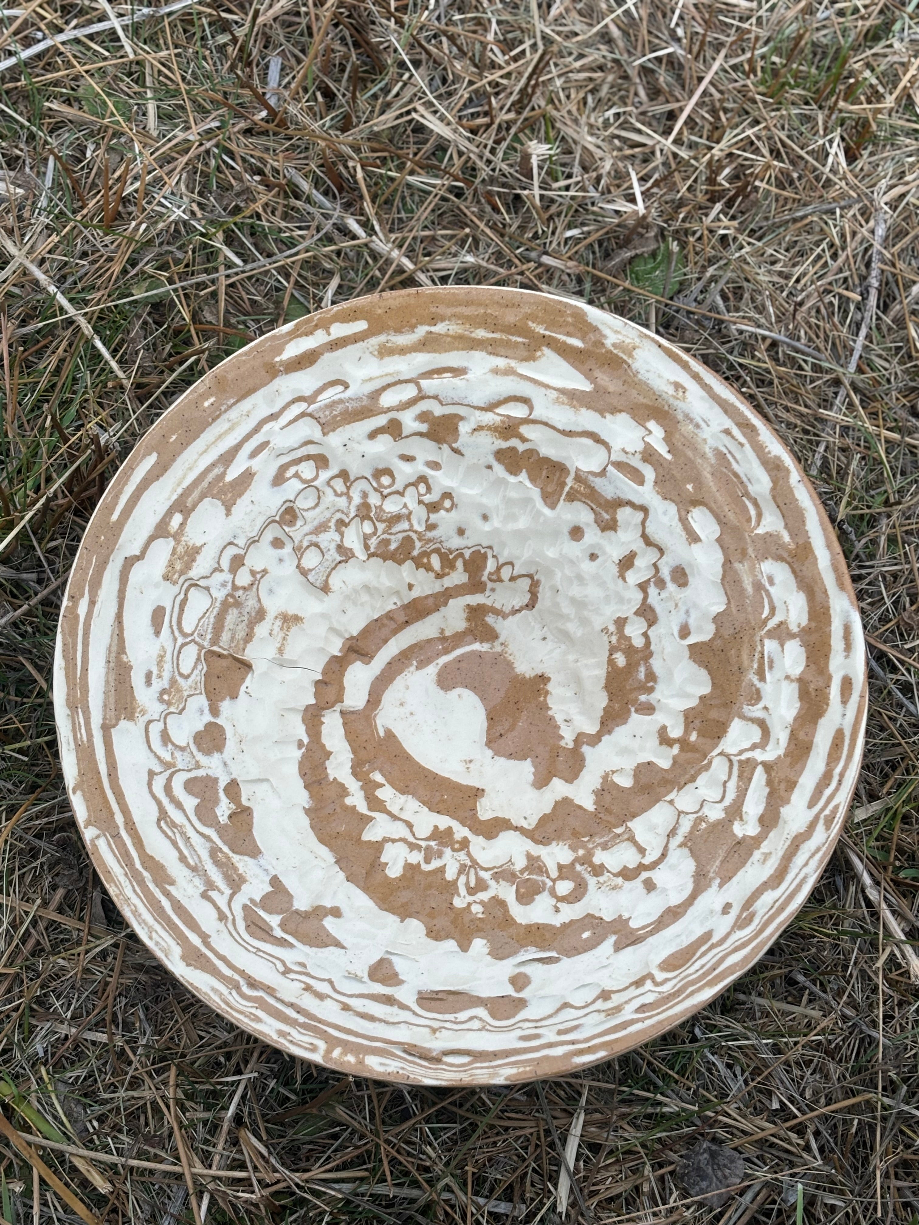 Chattered marbled bowl
