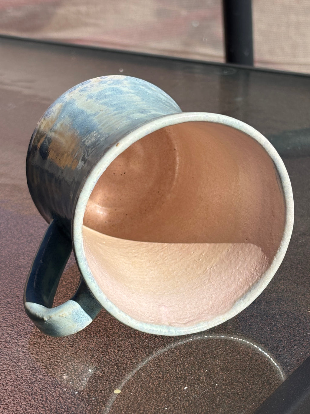 Two Tone Hourglass Mug