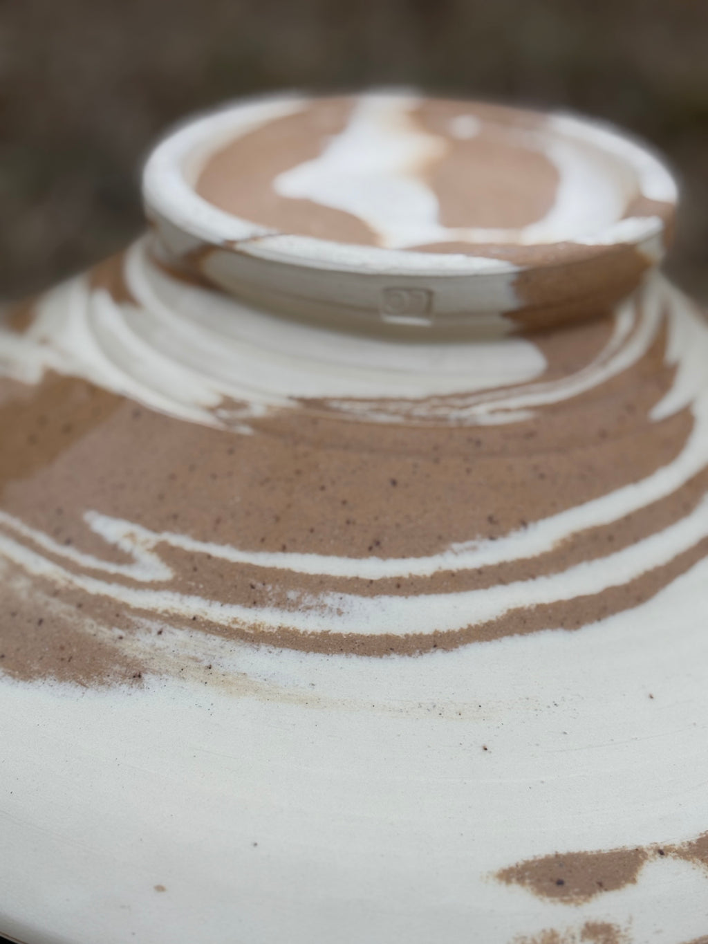 Chattered marbled bowl