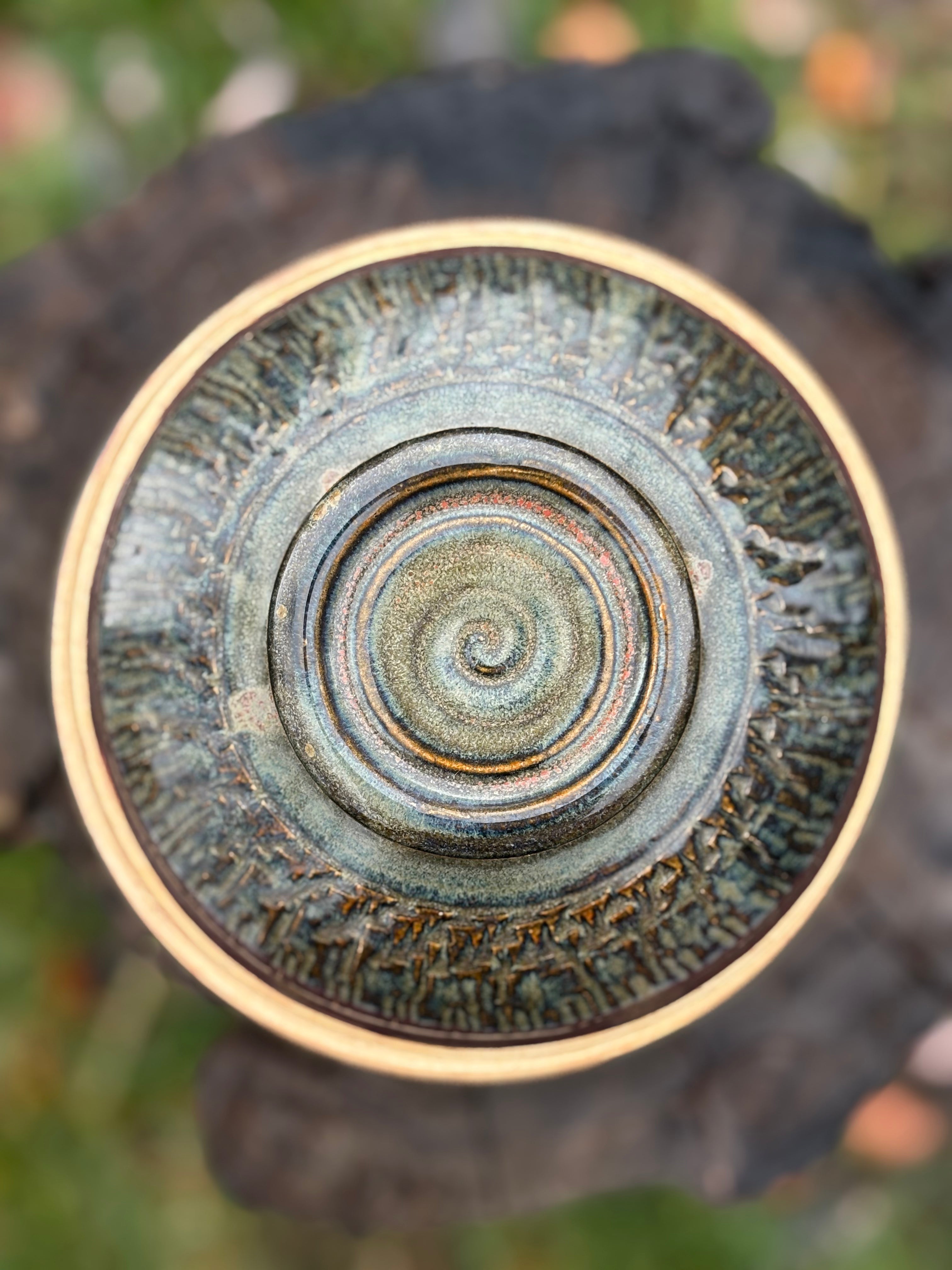 Chattered Floral Jar