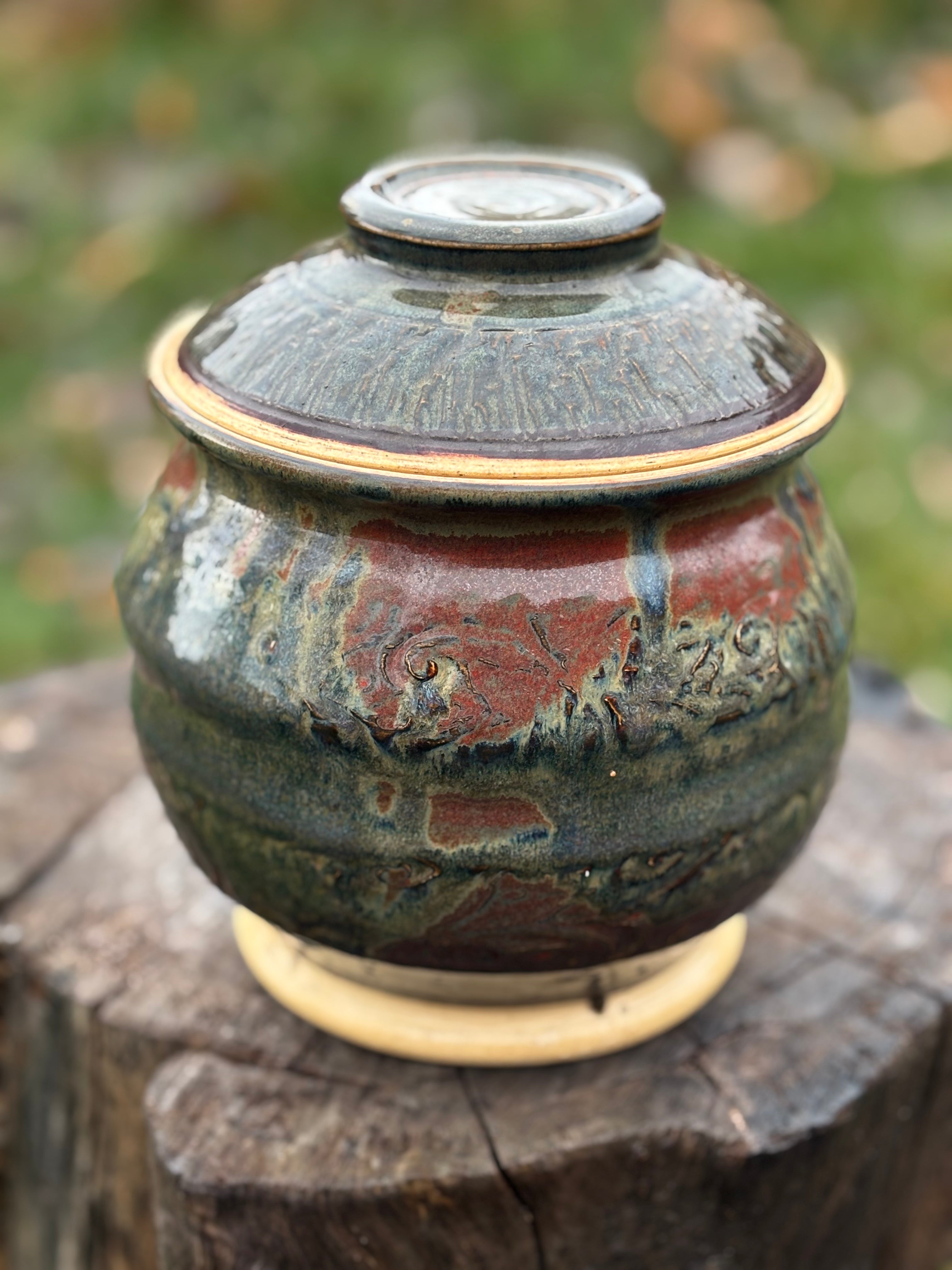 Chattered Floral Jar