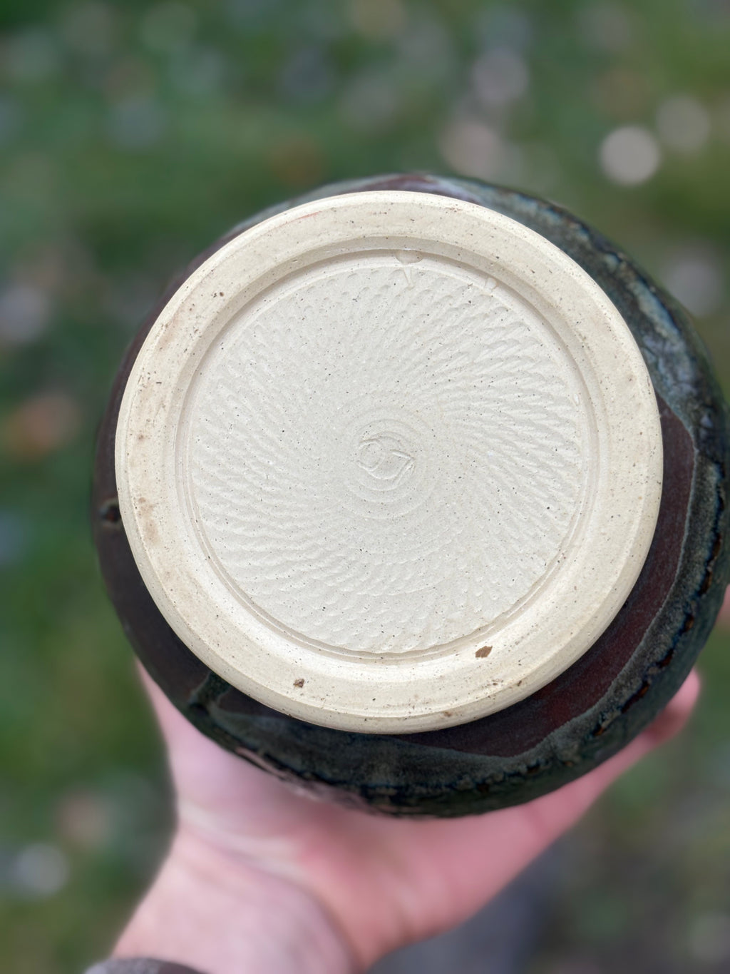 Chattered Floral Jar