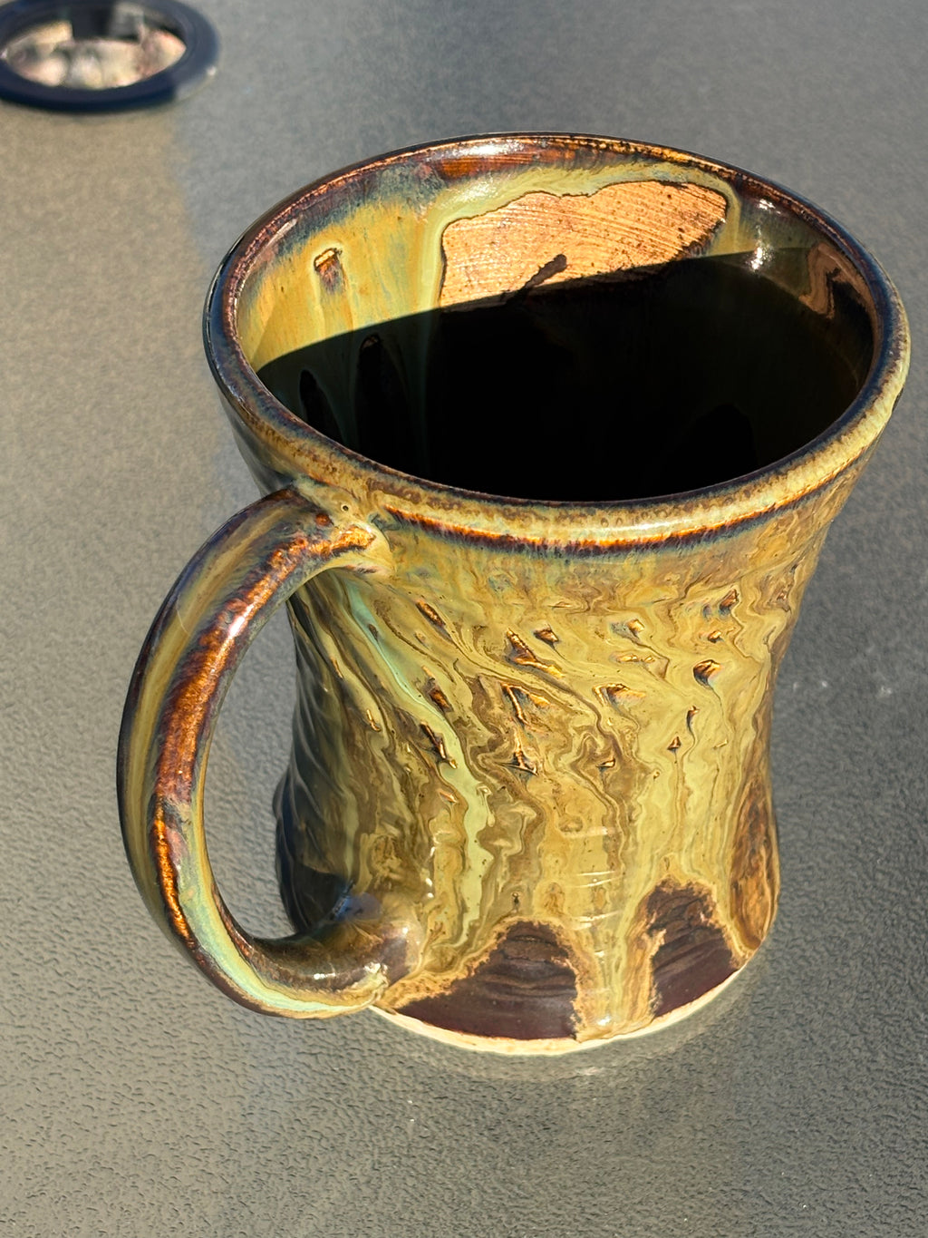 Chattered Hourglass Mug