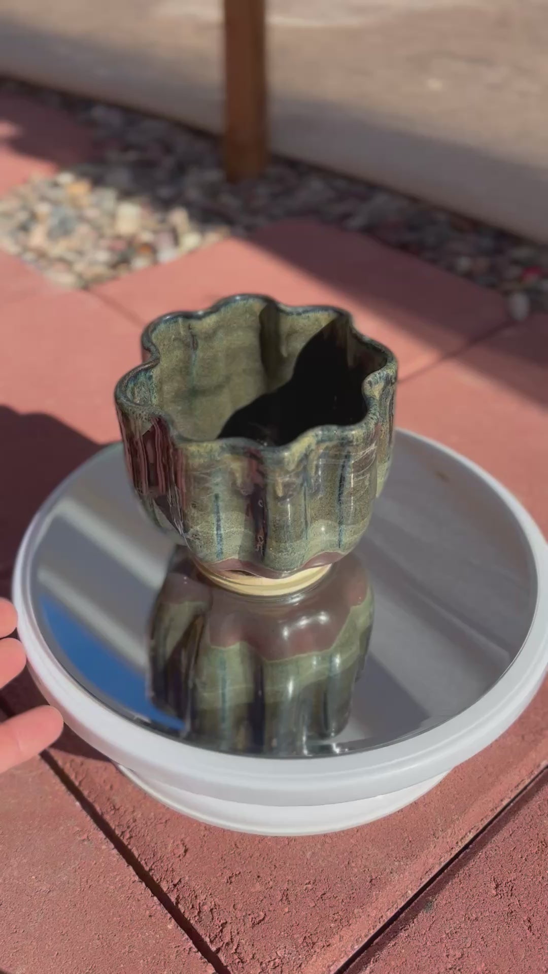 Wavy Vessel