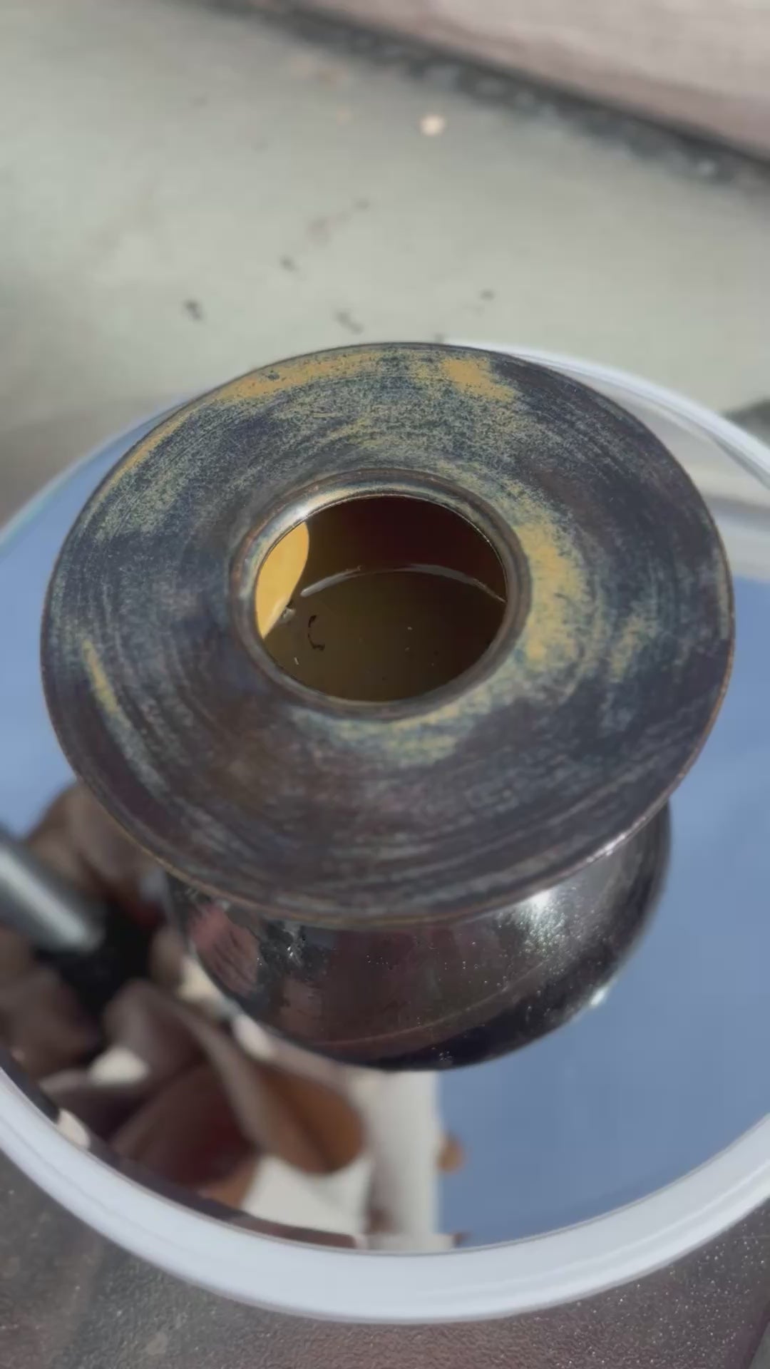 Angular Pin frog Vase